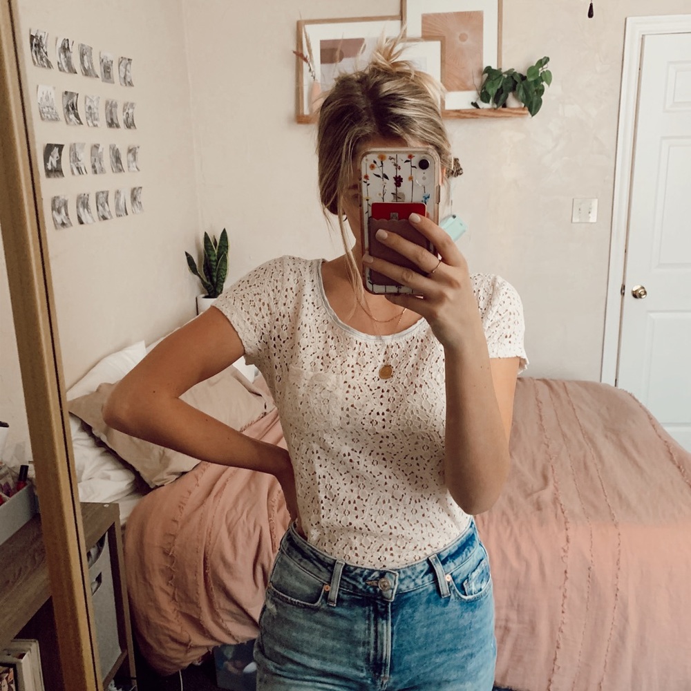 Hollister top